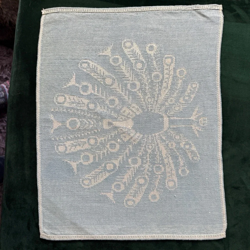 Vintage‎ Blue and White Peacock Damask Placemats Set of 4 Woven Textile 16x12